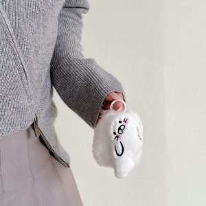 European and American Style Adorably Cute Blush Seal Plush Earphone Case, Suitable for AirPods Pro 3 Bluetooth Earphone Case, AirPods Pro 3 Portable Hook Design Wireless Bluetooth Earphone Cover